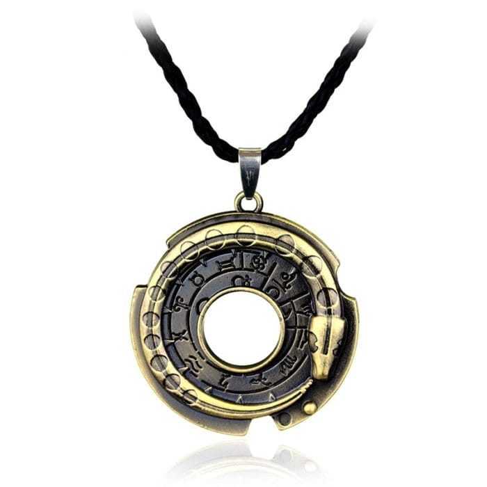 Antique Metal Alloy Assassins Creed Ezio Cosplay Pendant Necklace For Men Women Connor Amulet Necklaces A485 1