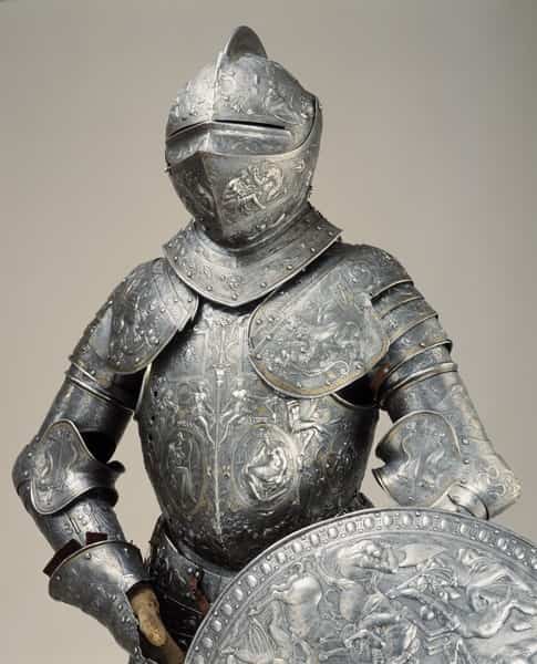 was medieval armor heavy